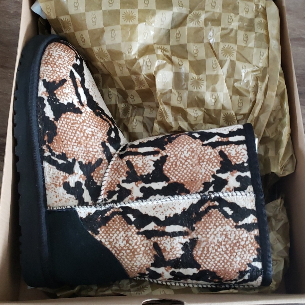 Ugg Classic Short Reptile Calf Hair